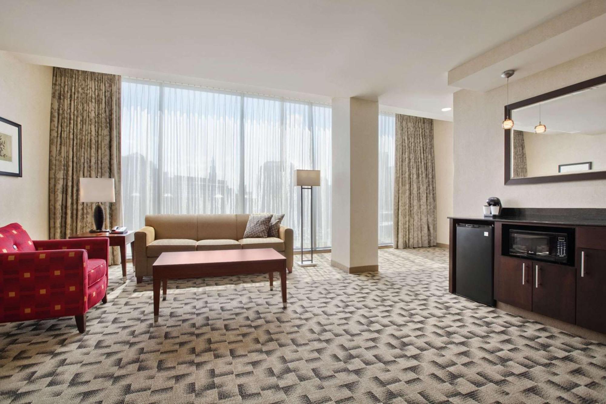 Embassy 4* Buffalo