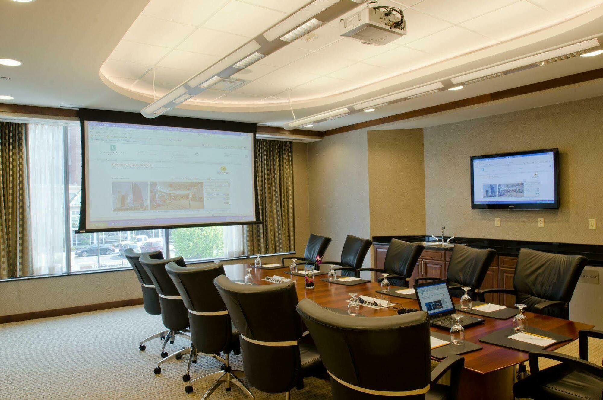 Hotel Embassy 4*